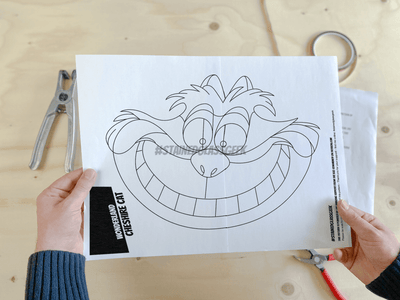 cheshire cat stained glass pattern