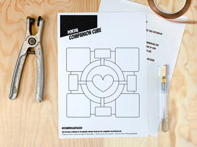 portal companion cube 