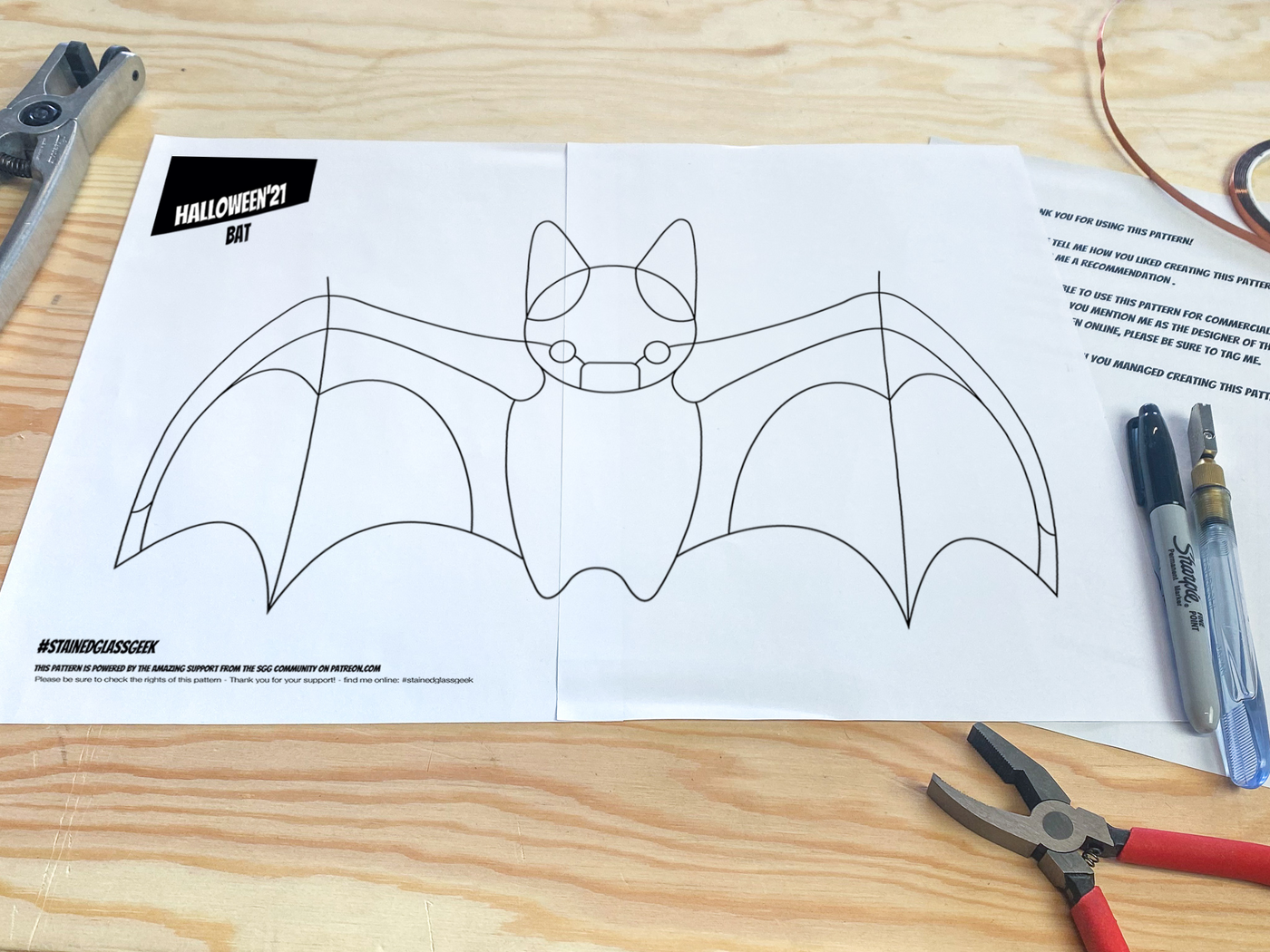 halloween bat a3 stained glass pattern pdf 2