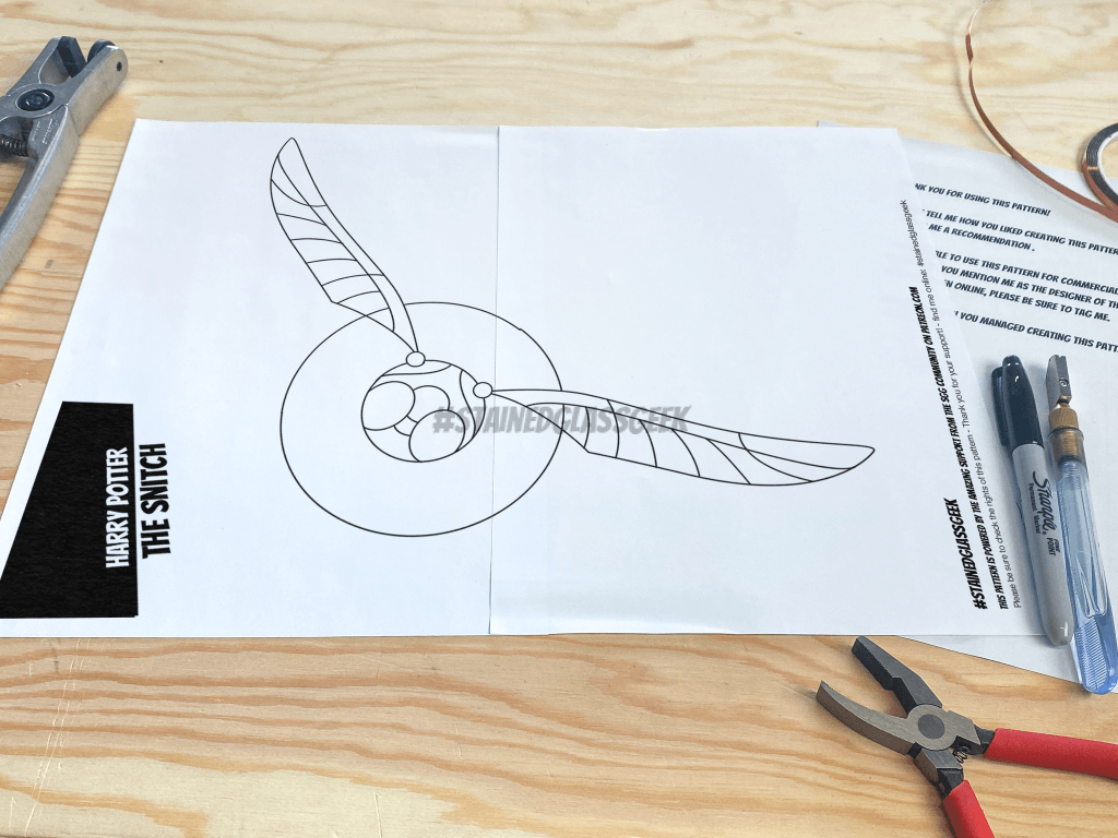 Golden Snitch Inspired Stained Glass Pattern